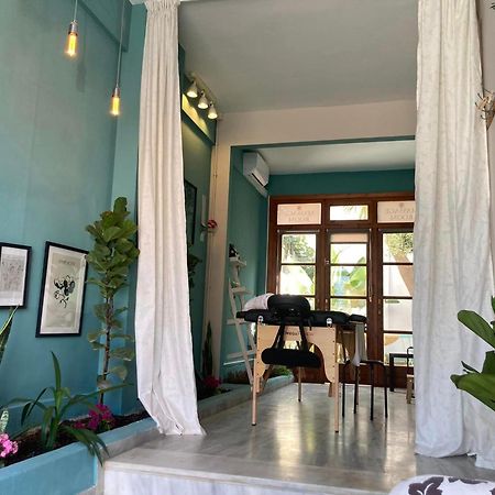 Tree Of Life Art Hotel Aγία Μαρίνα Εξωτερικό φωτογραφία