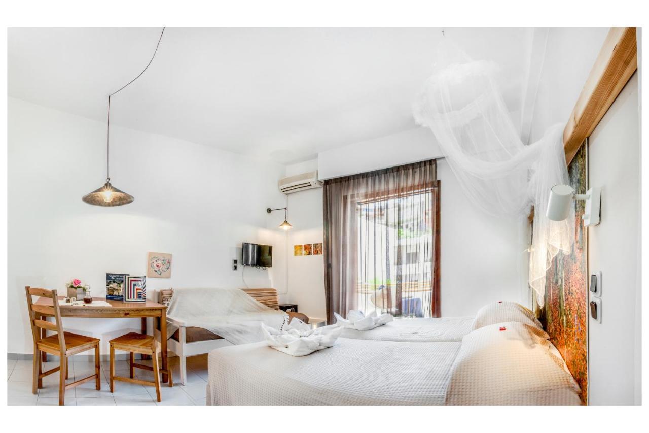Tree Of Life Art Hotel Aγία Μαρίνα Εξωτερικό φωτογραφία